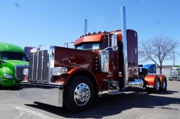 2021 PETERBILT 389