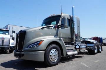 2027 KENWORTH T680