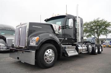 2027 KENWORTH W990