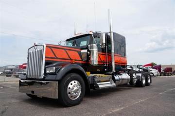 2027 KENWORTH W900L