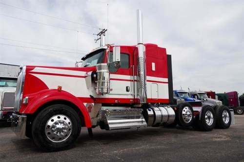 2027 KENWORTH W900L