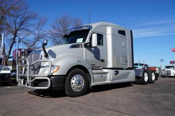 2022 KENWORTH T680