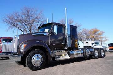 2027 KENWORTH T880
