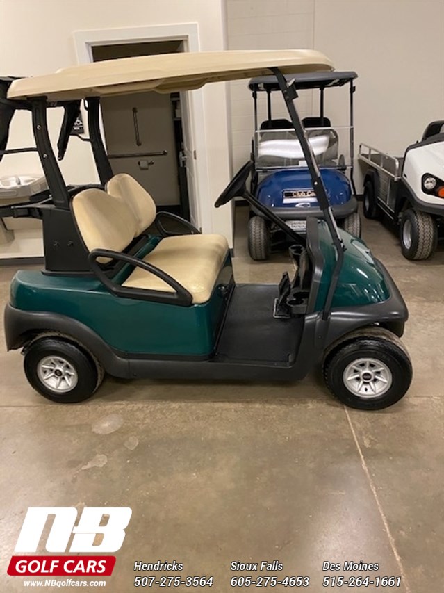 Green 2015 CLUB CAR Precedent golf cart for sale in Des Moines, Iowa