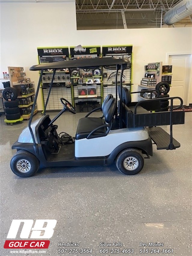 Platinum 2017 CLUB CAR Precedent golf cart for sale in Des Moines, Iowa