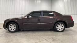 2005 CHRYSLER 300