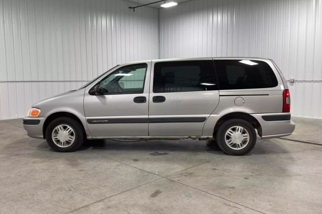 2005 Chevrolet Venture's photo