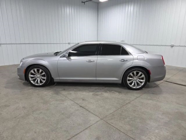 2018 Chrysler 300 Limited