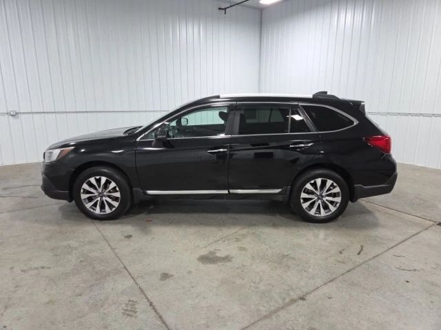 2018 Subaru Outback 3.6R Touring's photo