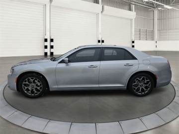 2018 CHRYSLER 300