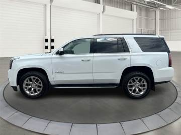 2017 GMC YUKON