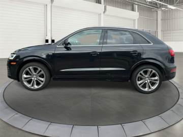 2017 AUDI Q3