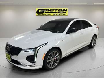 2023 CADILLAC CT4