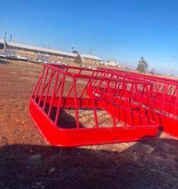 2024 RANCHERS LIVESTOCK EQUIPMENT SINGLE BALE FEEDER