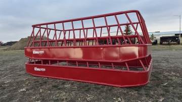 2026 RANCHERS LIVESTOCK EQUIPMENT DOUBLE BALE FEEDER