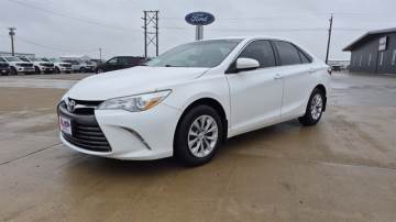 2015 TOYOTA CAMRY