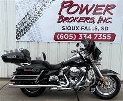 2014 HARLEY DAVIDSON FLHR ROAD KING