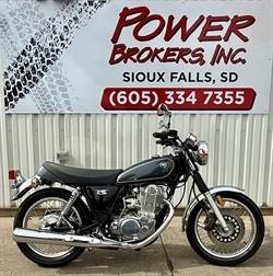 2015 YAMAHA SR400