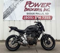 2016 YAMAHA FZ-07