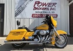 2013 HARLEY DAVIDSON FLHX Street Glide Base