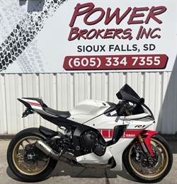 2022 YAMAHA YZF-R1 WORLD GP 60TH ANN