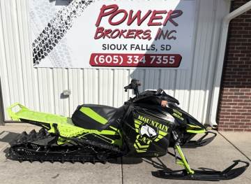 2018 ARCTIC CAT M8 162