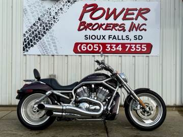 2005 HARLEY DAVIDSON V ROD