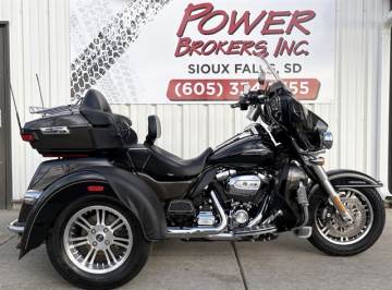 2020 HARLEY DAVIDSON FLHTCUTG  TRI GLIDE