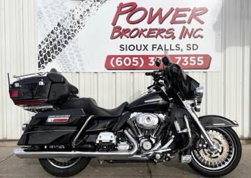 2012 HARLEY DAVIDSON FLHTK - ELECTRA GLIDE ULTRA LIMITED