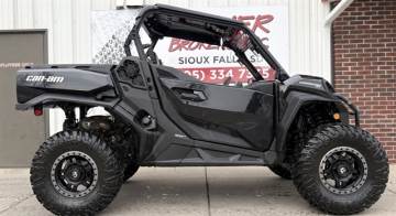 2023 CAN-AM COMMANDER XT 700