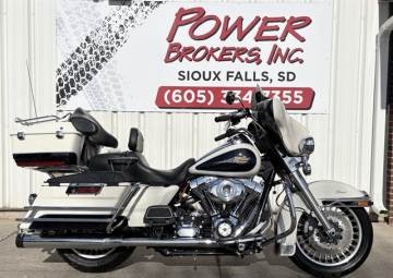 2013 HARLEY DAVIDSON FLHTC ELECTRA GLIDE CLASSIC