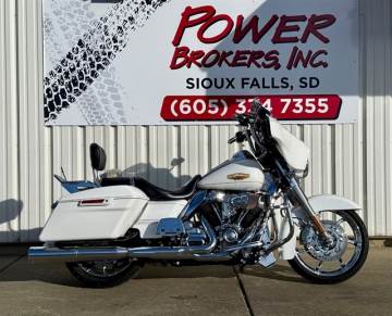 2017 HARLEY DAVIDSON FLHXS STREET GLIDE SPECIAL 107