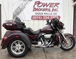 2019 HARLEY DAVIDSON FLHTCUTG TRI GLIDE 114