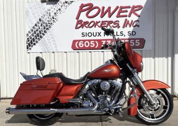 2011 HARLEY DAVIDSON FLHX STREET GLIDE