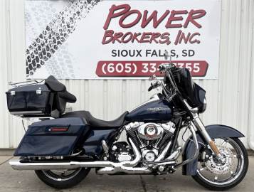 2012 HARLEY DAVIDSON FLHX STREET GLIDE