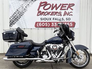 2012 HARLEY DAVIDSON FLHX STREET GLIDE