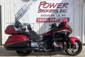 2015 HONDA GL1800 GOLDWING