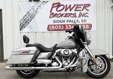 2009 HARLEY DAVIDSON FLHX - STREET GLIDE