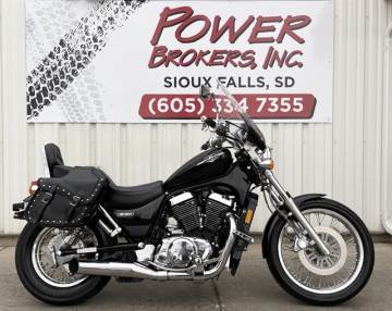 2005 SUZUKI S50 BOULEVARD