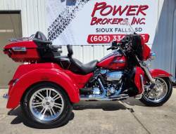2021 HARLEY DAVIDSON FLHTCUTG  TRI GLIDE 114