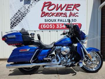 2015 HARLEY DAVIDSON FLHTK - ELECTRA GLIDE ULTRA LIMITED