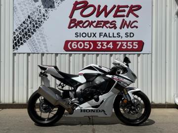 2026 HONDA CBR 1000 RR