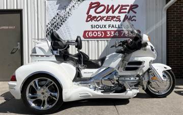 2006 HONDA GOLD WING  CSC TRIKE
