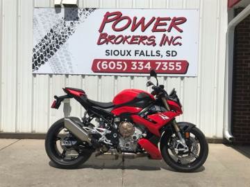 2022 BMW S 1000 R