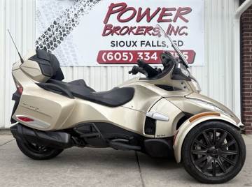 2017 CAN-AM SPYDER RTS