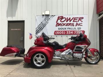 2017 HONDA GOLDWING TRIKE