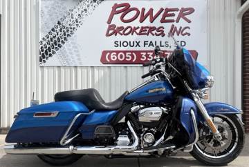 2017 HARLEY DAVIDSON FLHTK ELECTRA GLIDE ULTRA LIMITED