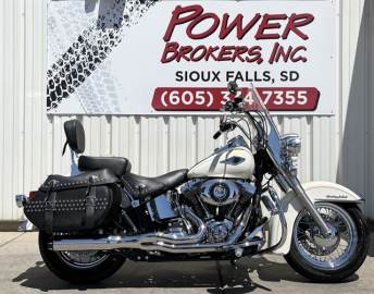 2015 HARLEY DAVIDSON SOFTAIL HERITAGE CLASSIC