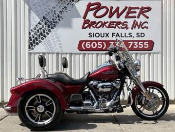 2017 HARLEY DAVIDSON FLRT FREEWHEELER