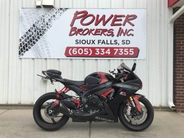 2024 SUZUKI GSX-R 750